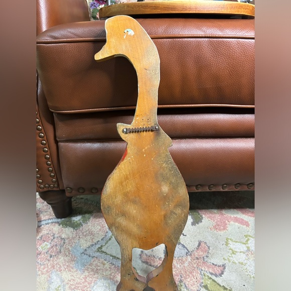 Vintage hand painted goose wall hanging plaque - Picture 3 of 3